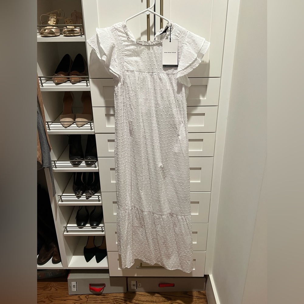 White Swiss dot summer dress, size :small. NWT